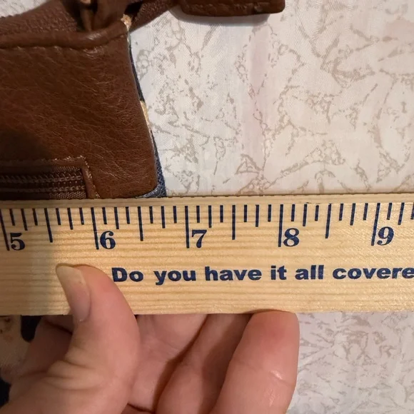 Llama And Cactus Stylish Brown and Blue, Faux Leather Crossbody Bag, Super Cute - Picture 9 of 9